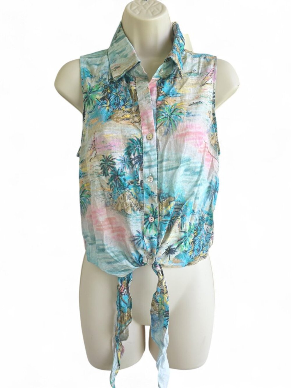 NWT C&C Linen Sleeveless Floral Hawaiian Shirt with a cropped knot detail